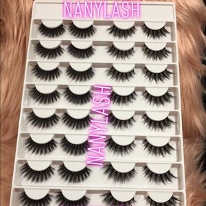 🌸 16 Pairs of Mink Faux Wispy Lashes LashBook 🌸